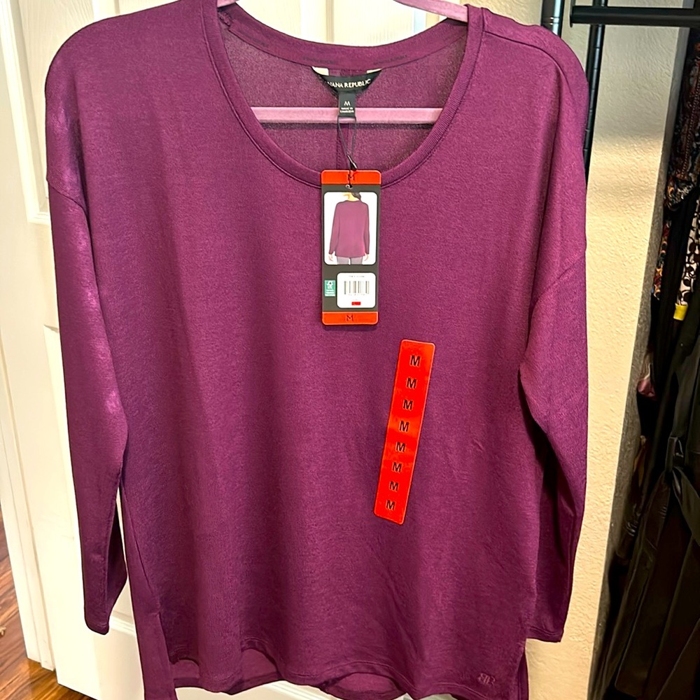 NWT Banana Republic Women’s Lightweight Sweater SZ M - Picture 1 of 7